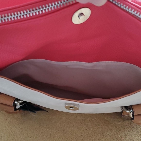 APT9 Multi Use Bag - Picture 3 of 8